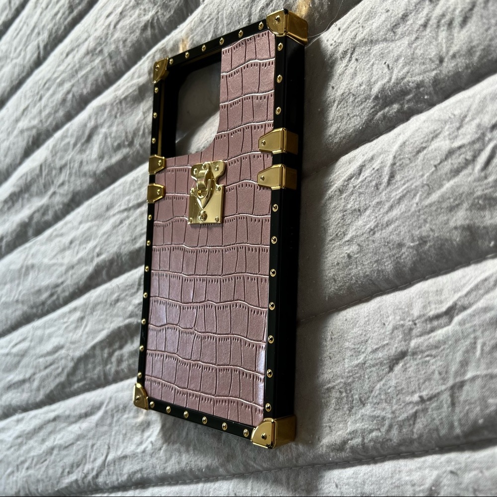 iPhone 13 Pro Phone Case - Picture 3 of 4